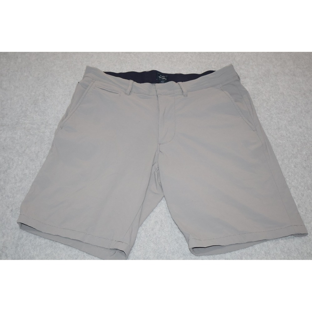 J.Crew Tech Golf Short Mens 32 Gray 9" Inseam Stretch Performance Travel FLAT